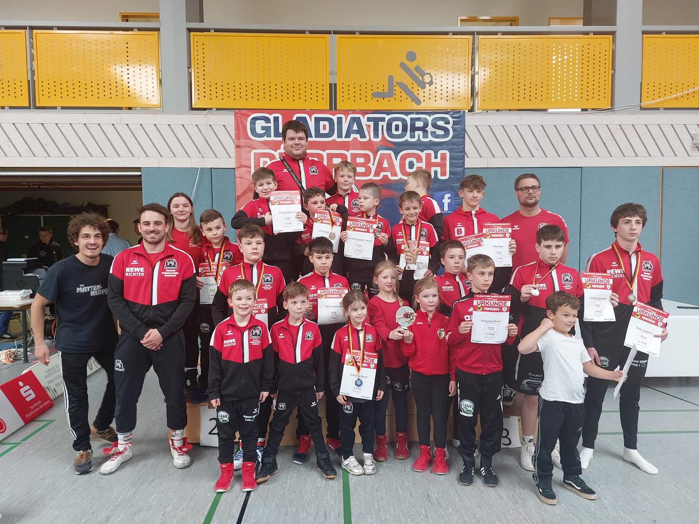 Read more about the article 2. Platz in der Mannschaftswertung beim Gladiators Wrestling Cup 2024 in Würzburg  für den TSV Burgebrach