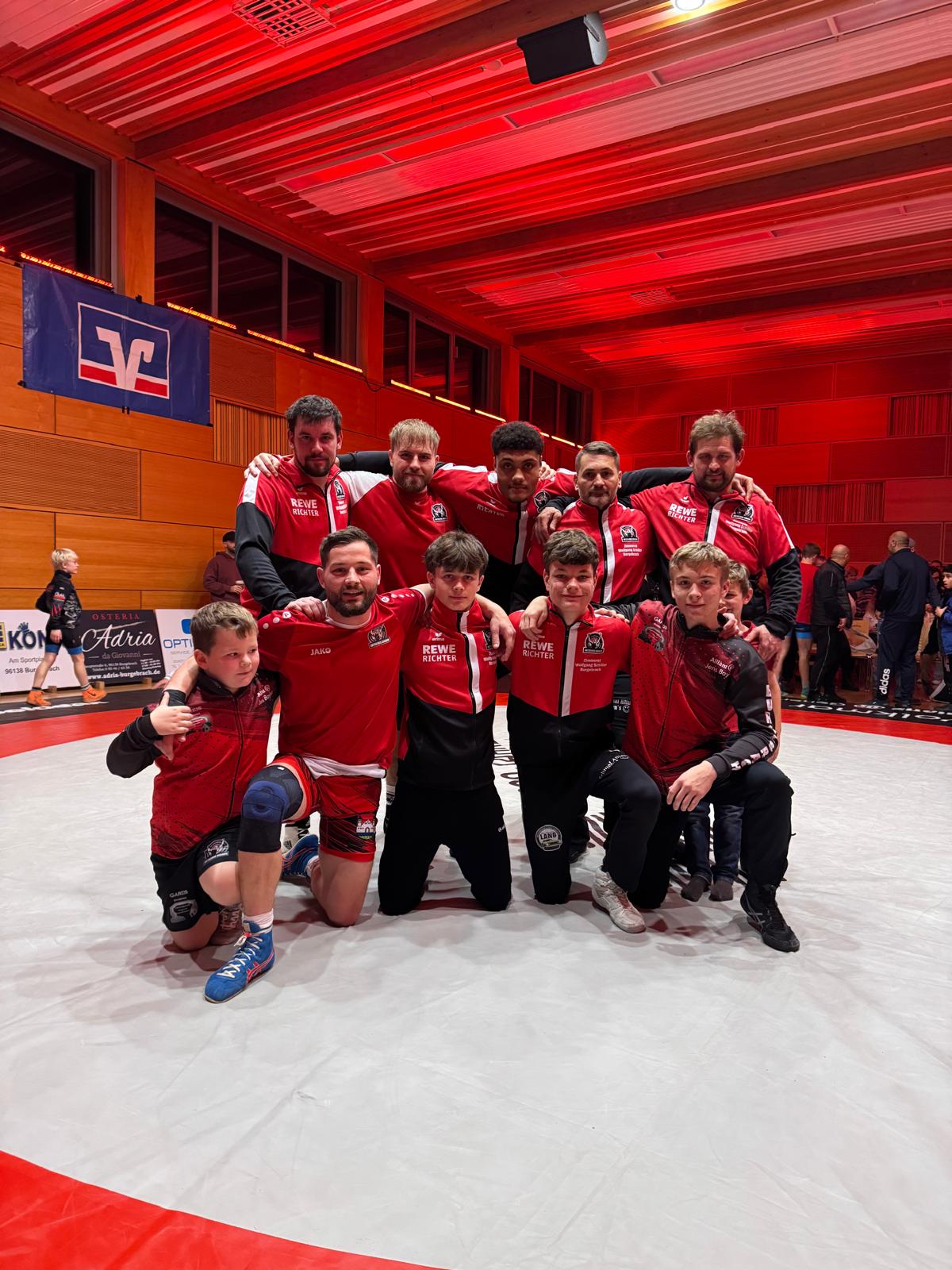 Read more about the article Gelingt wieder ein Dreifach-Sieg in der Steigerwaldhalle?