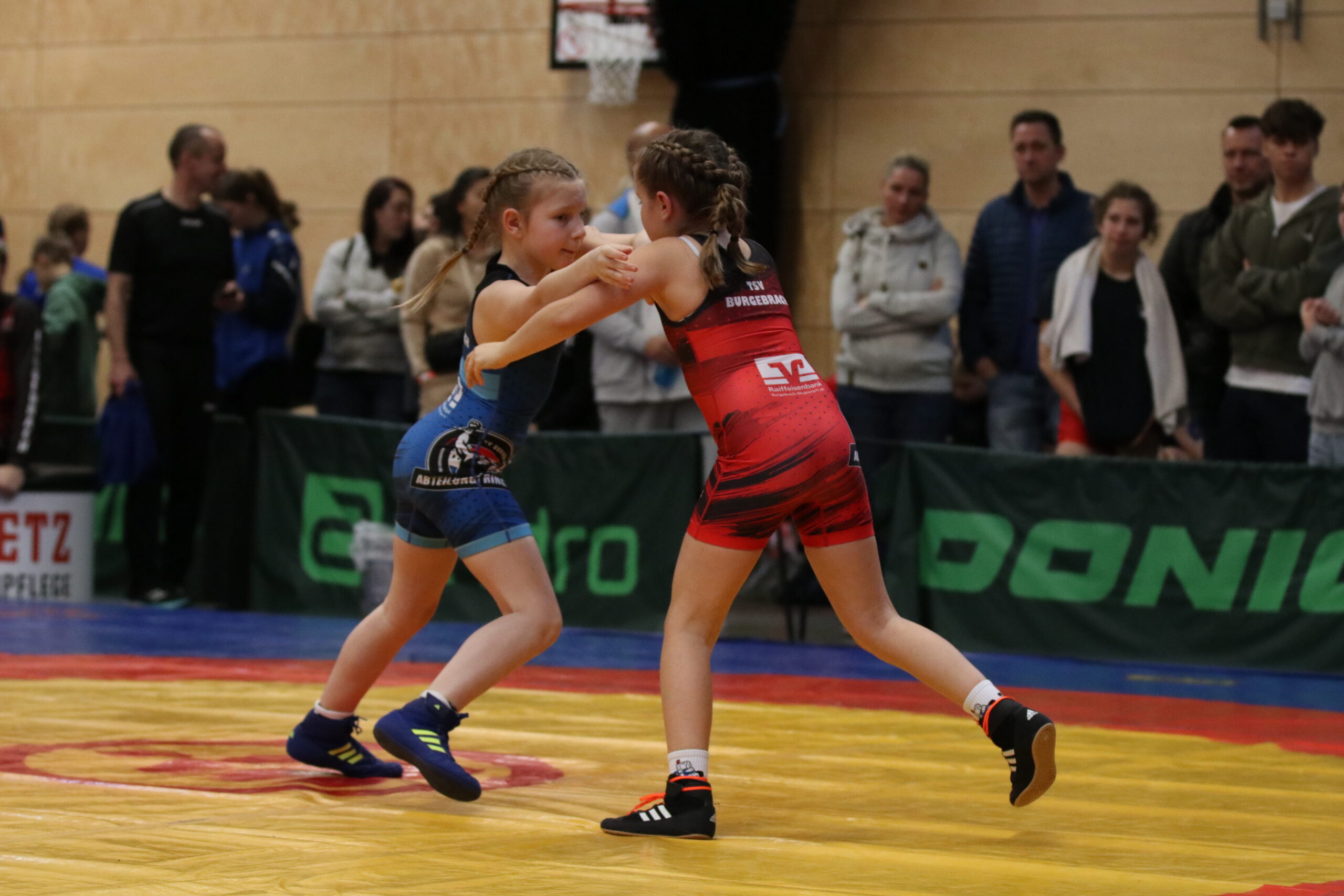 Read more about the article Gold, Pokale und Teamgeist